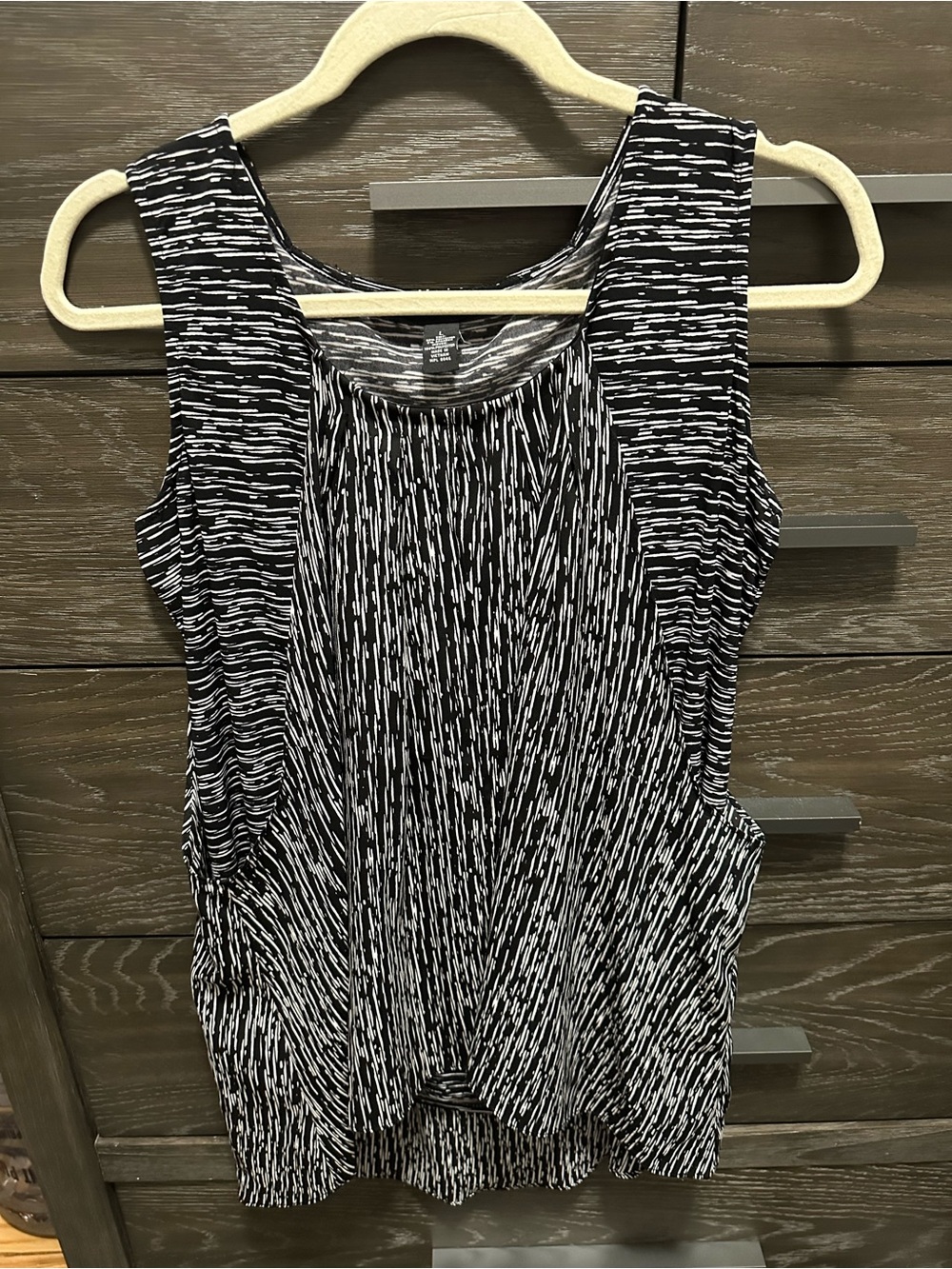 Alfani Black & White Patterned Sleeveless Tank